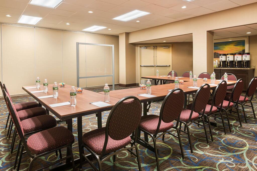 hotel image 16