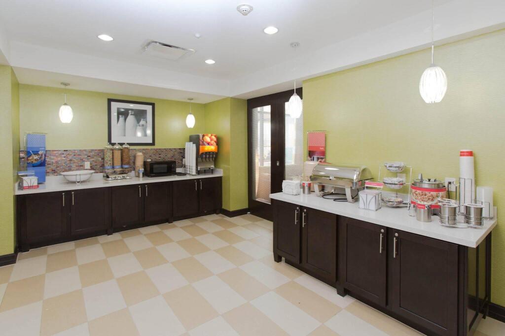 hotel image 16