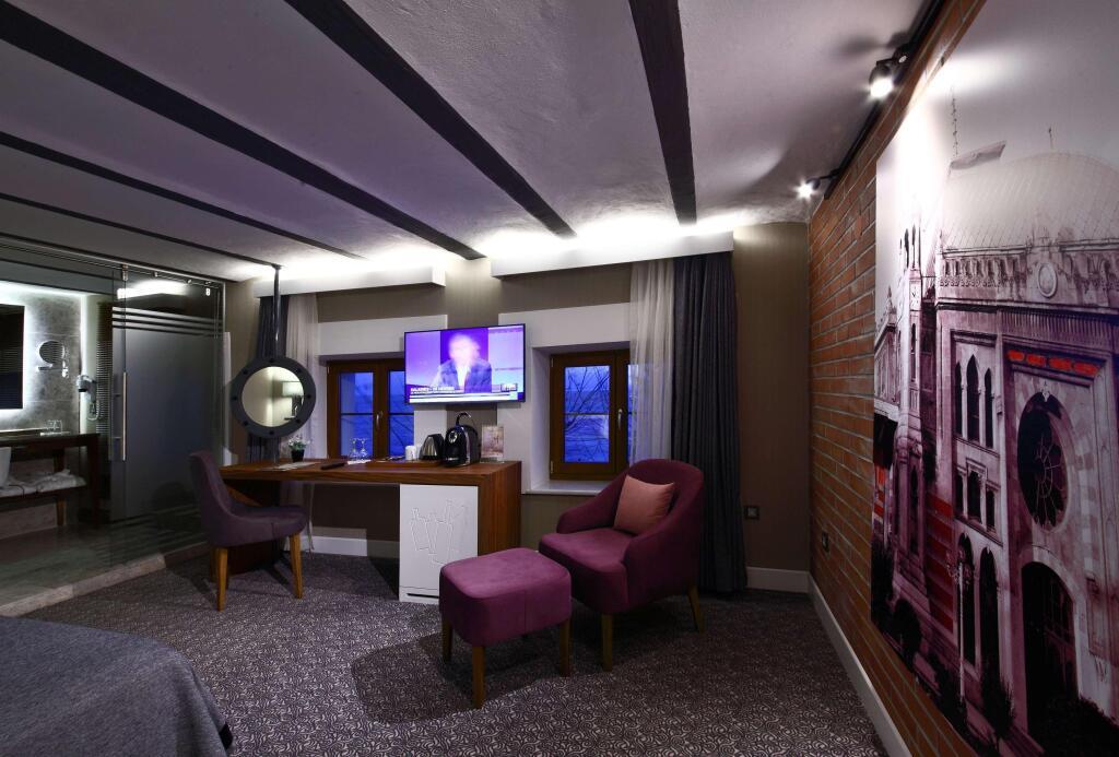 hotel image 13
