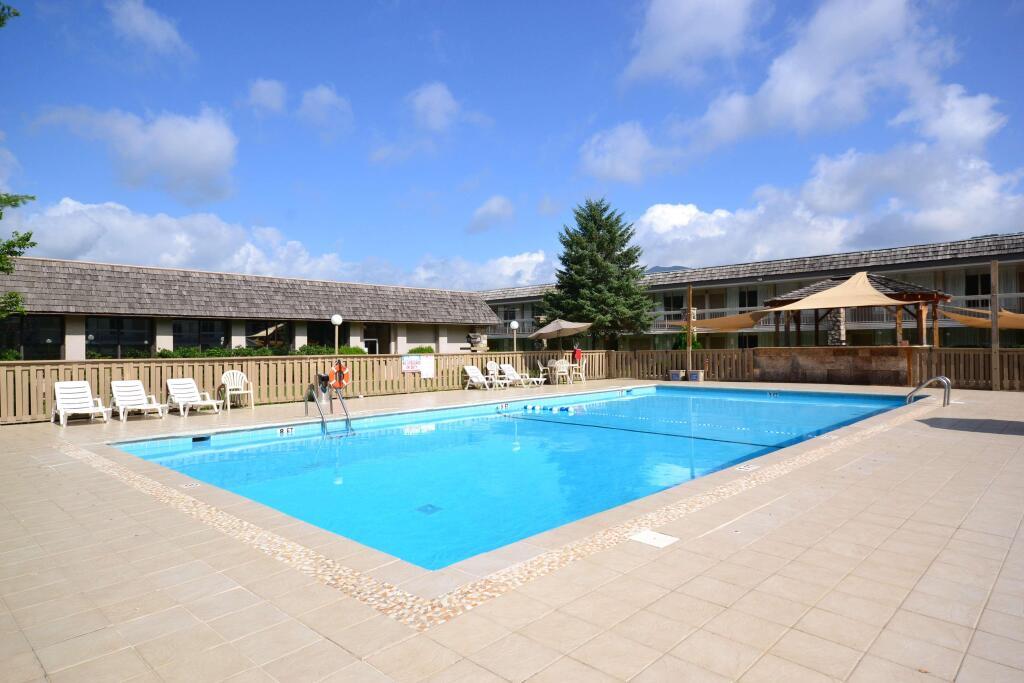 hotel image 8