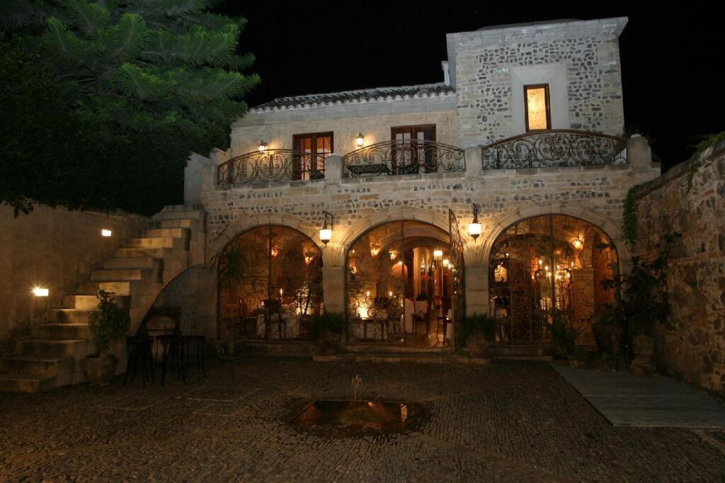 hotel image 9