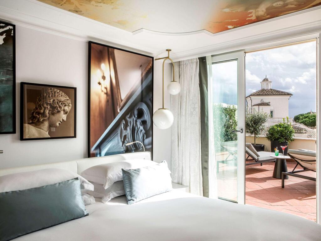 hotel image 10