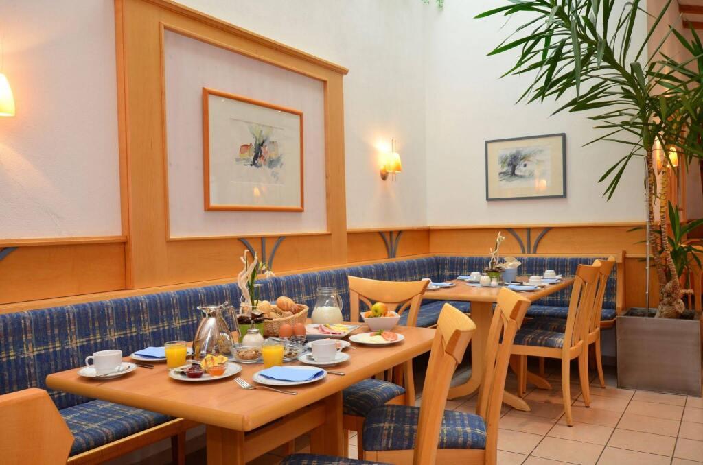 hotel image 12