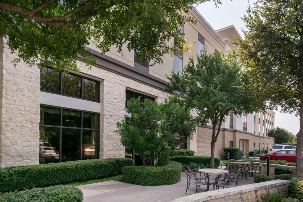 hotel image 13