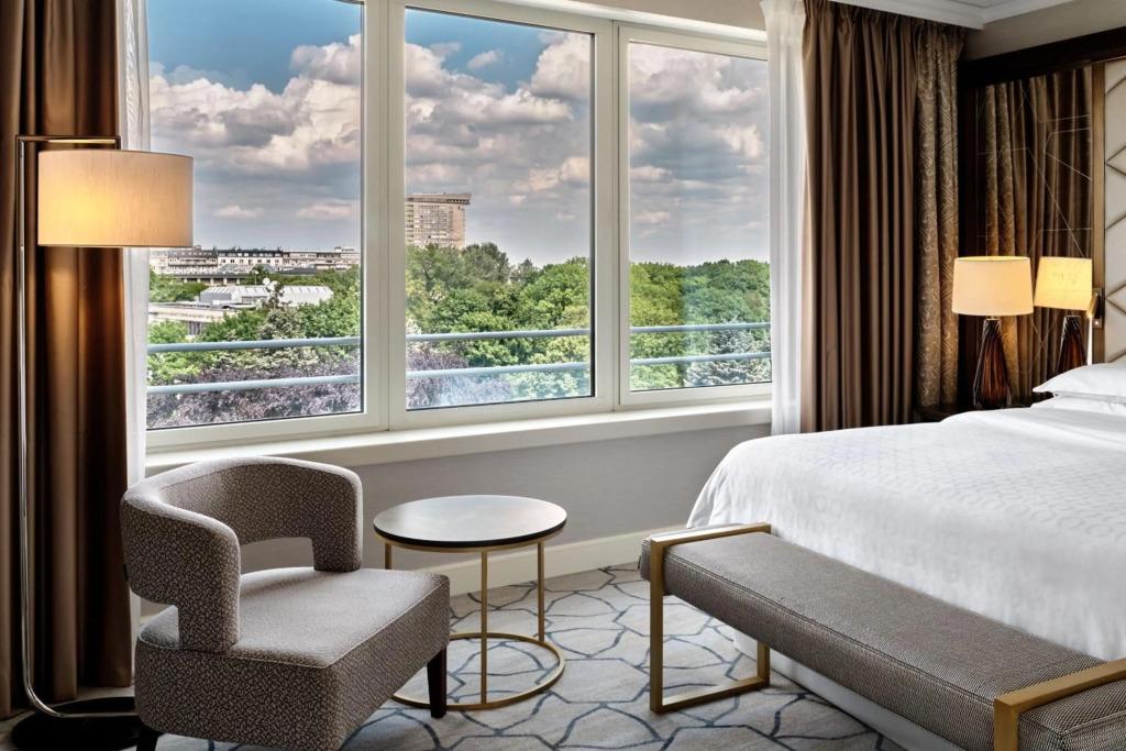 hotel image 13
