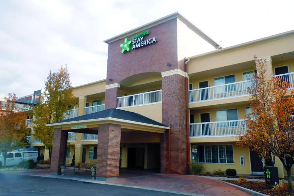 hotel image 16
