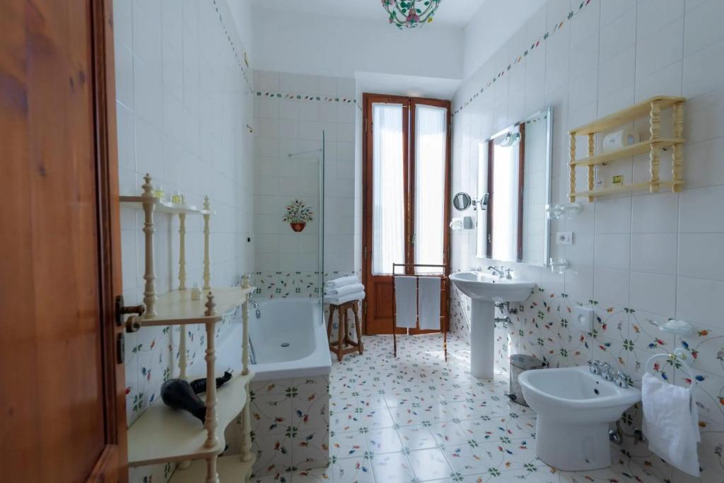 hotel image 39