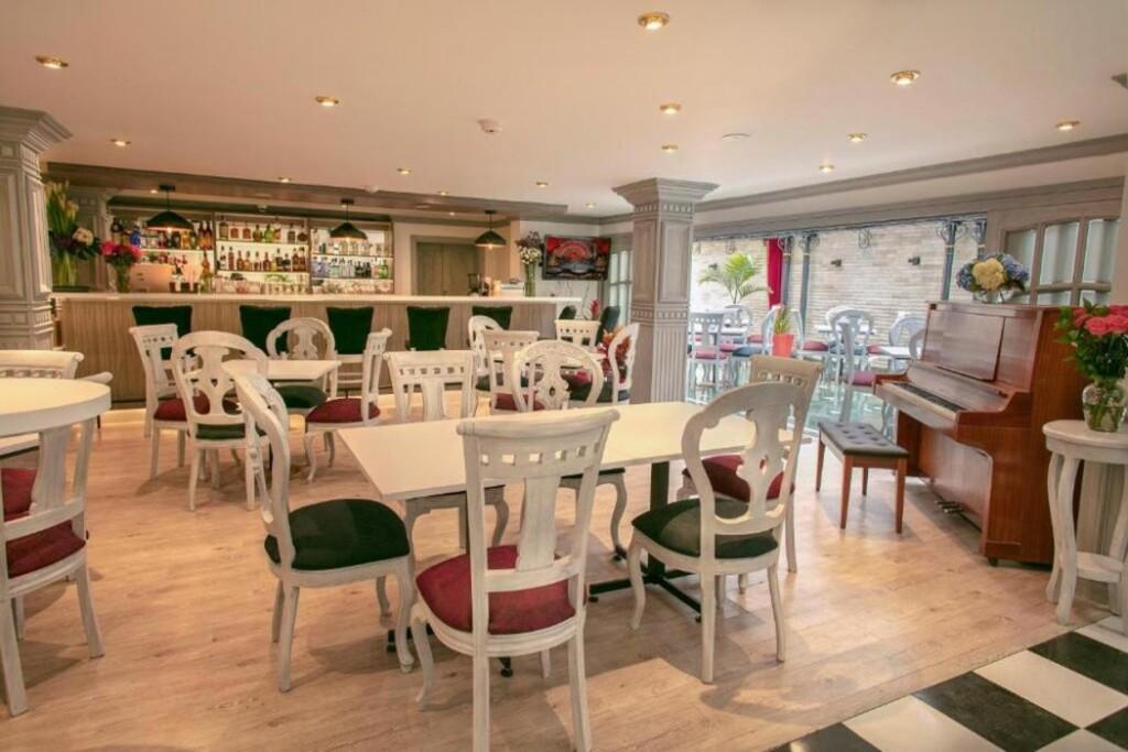 hotel image 9