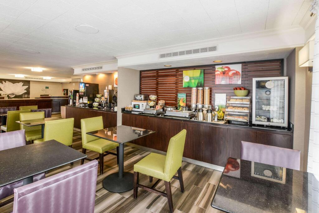 hotel image 9