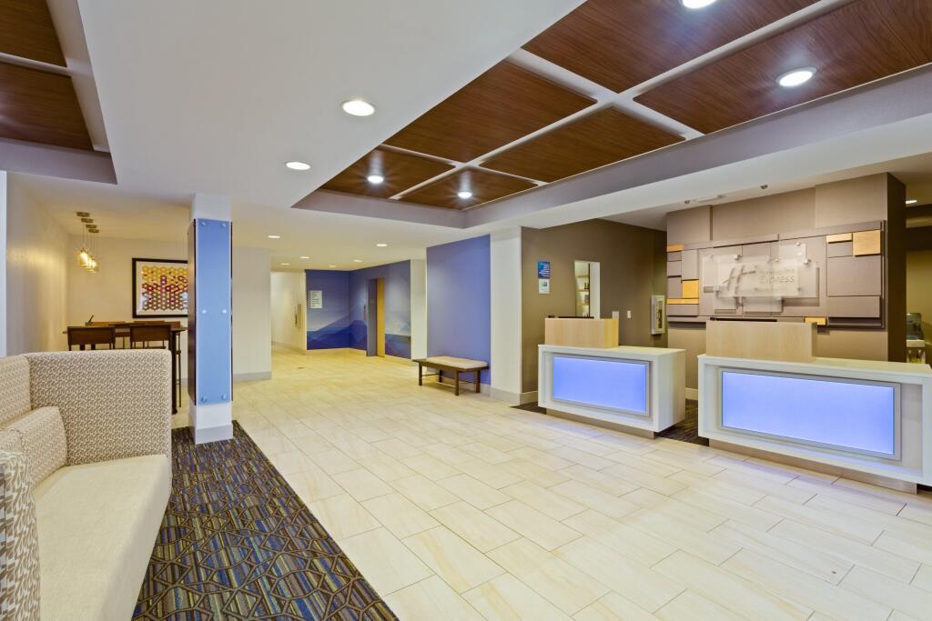 hotel image 10