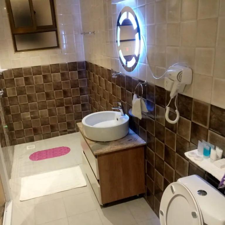hotel image 13