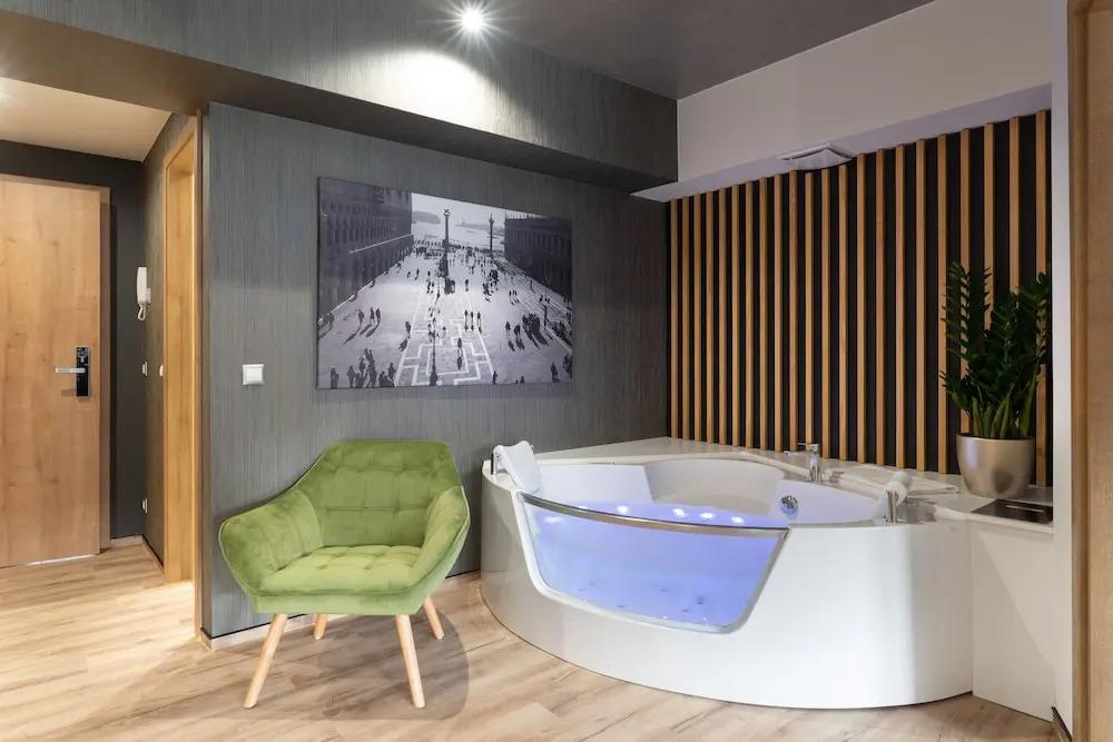 hotel image 32