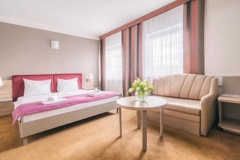 hotel image 13