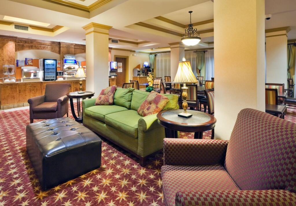 hotel image 12
