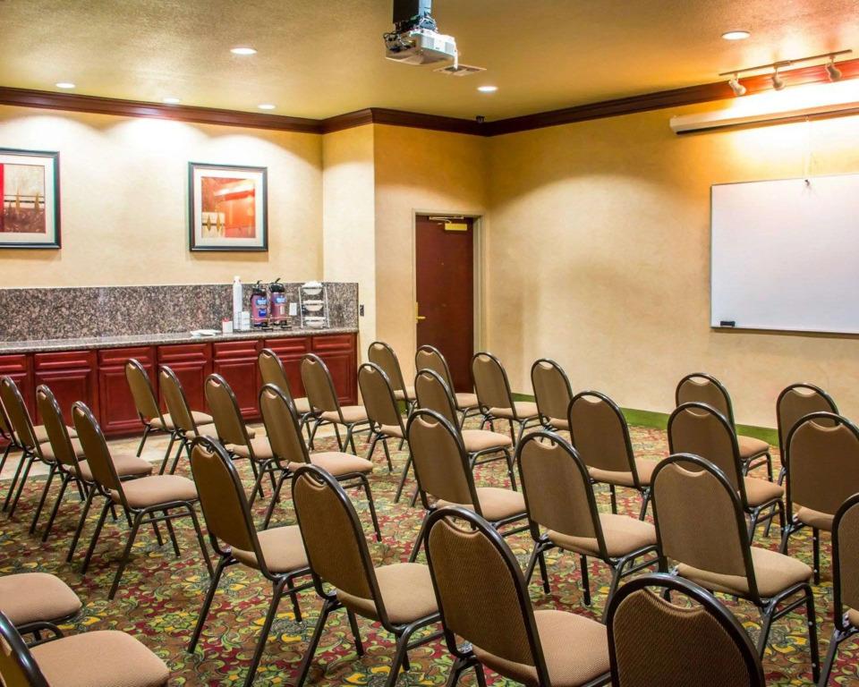 hotel image 13