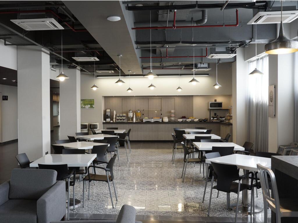 hotel image 13