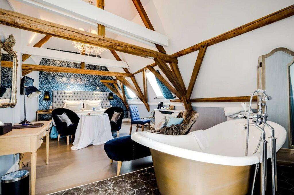 hotel