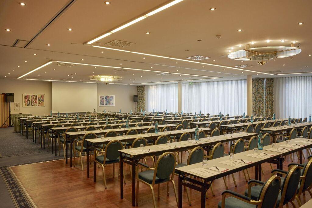 hotel image 39