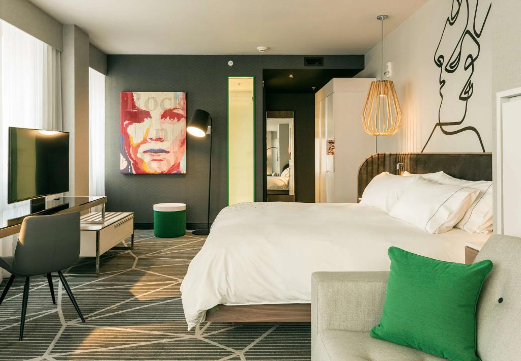 hotel image 13