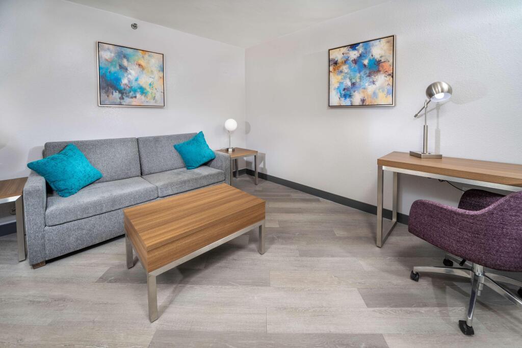 hotel image 13