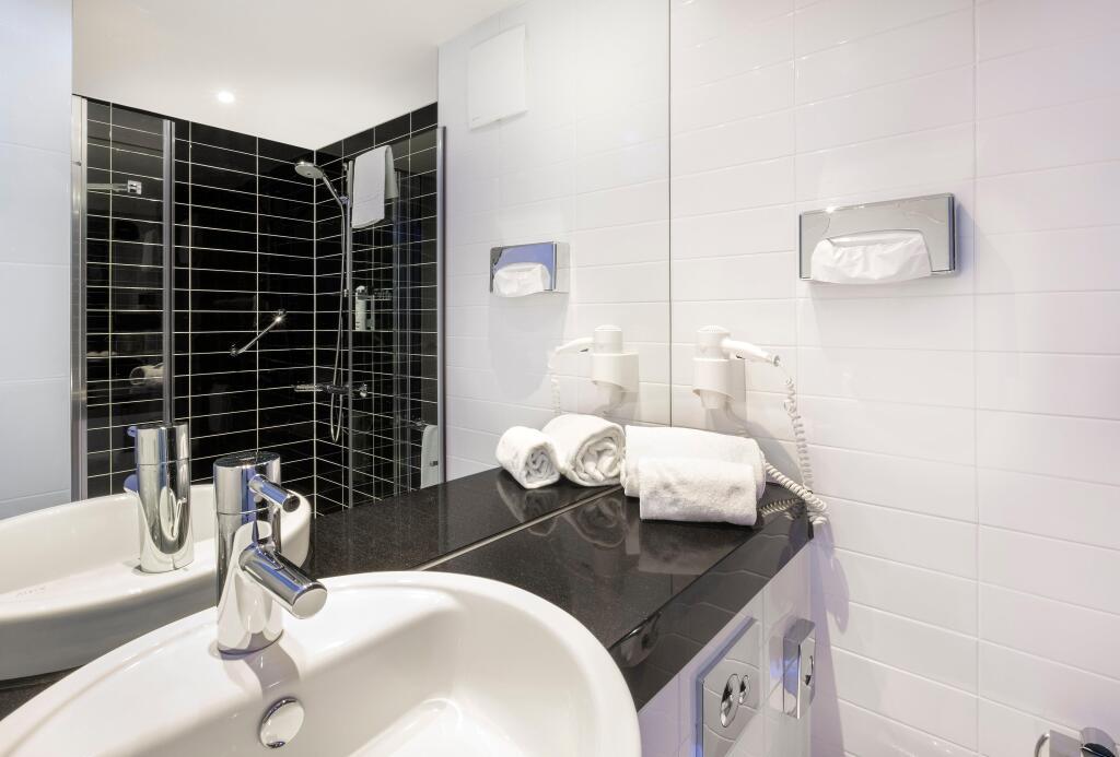 hotel image 16