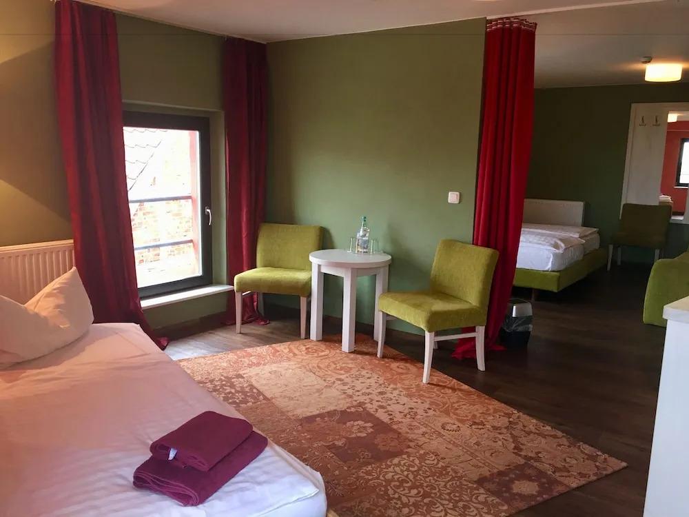 hotel image 10