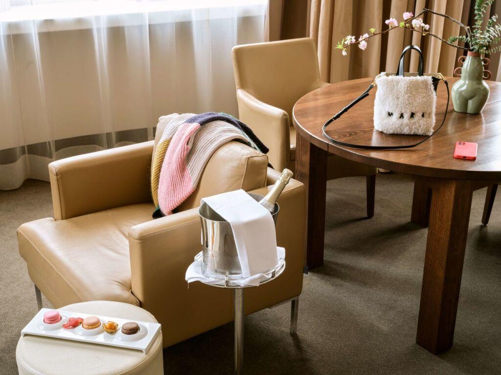 hotel image 12