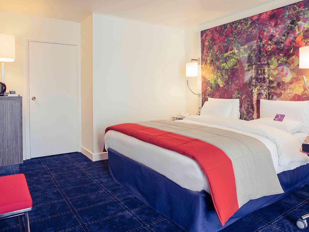 hotel image 12