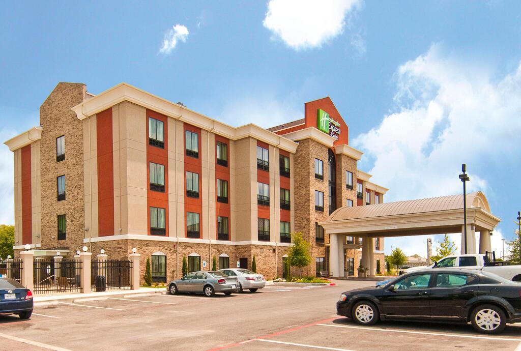 hotel image 12