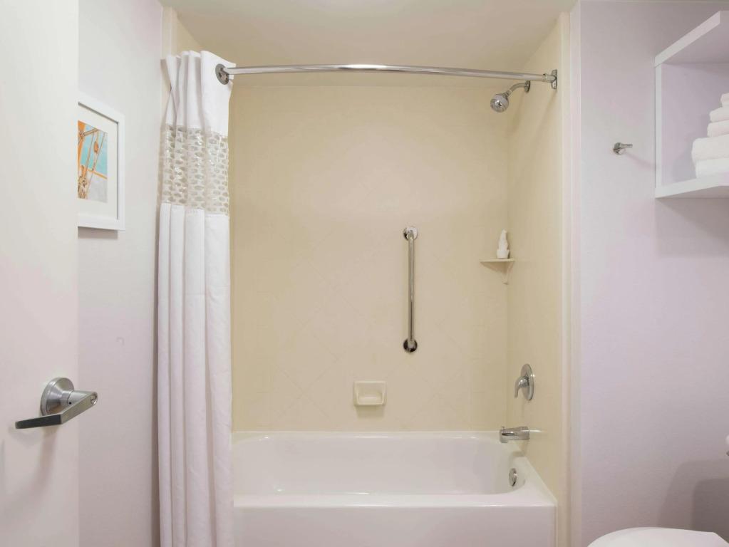 hotel image 16