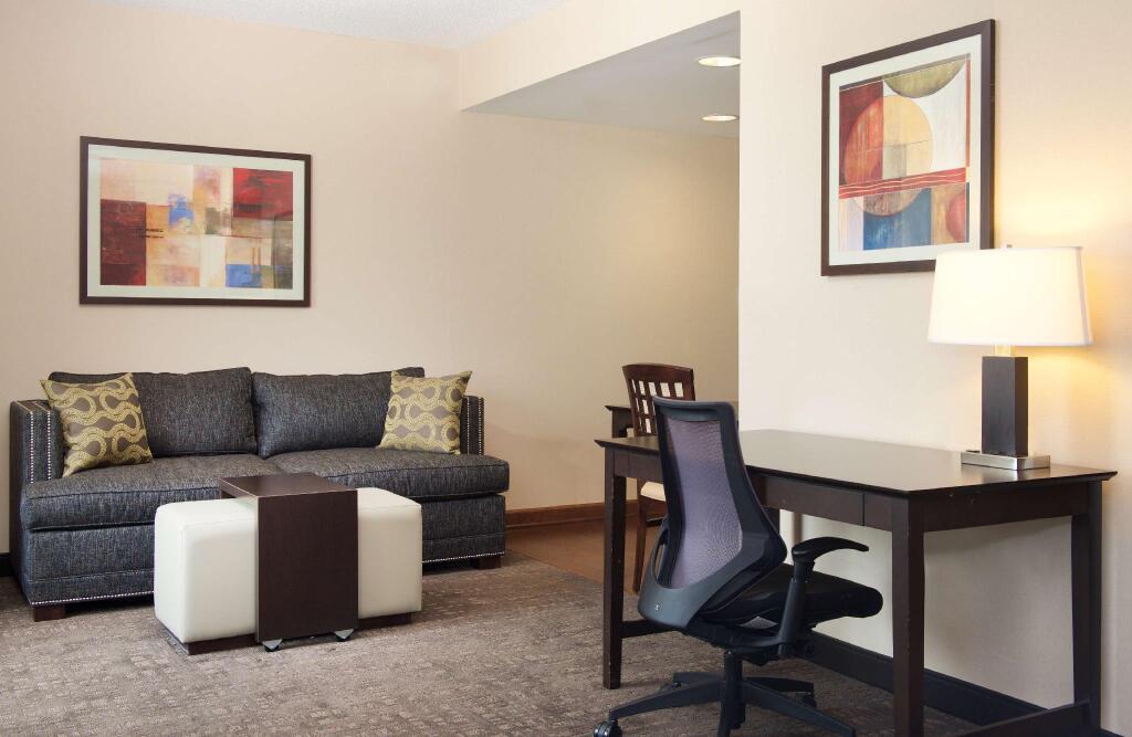 hotel image 16