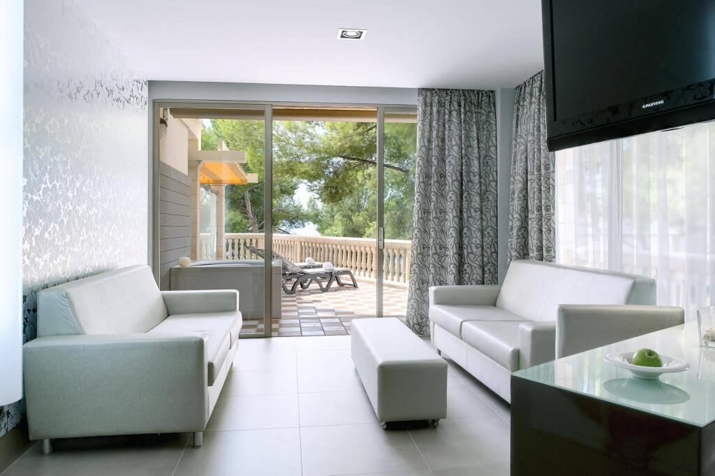 hotel image 13