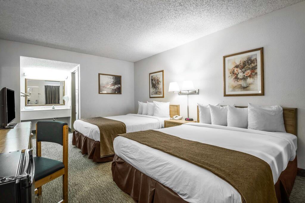 hotel image 16