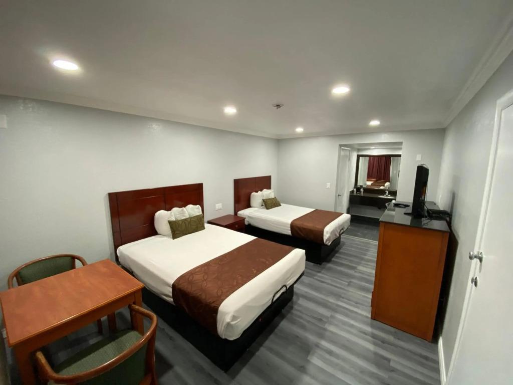 hotel image 13
