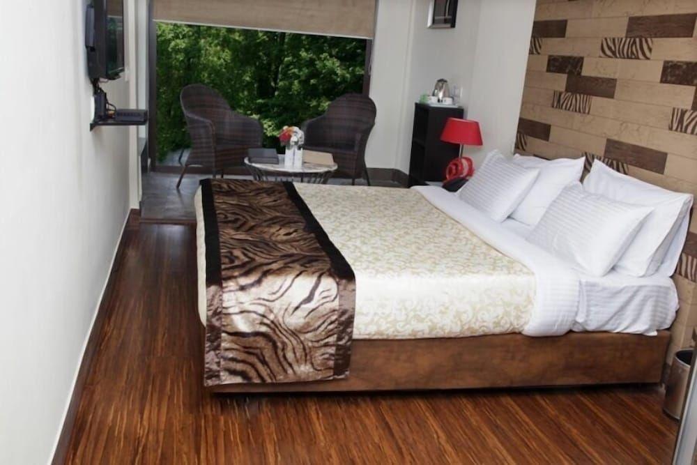 hotel image 12