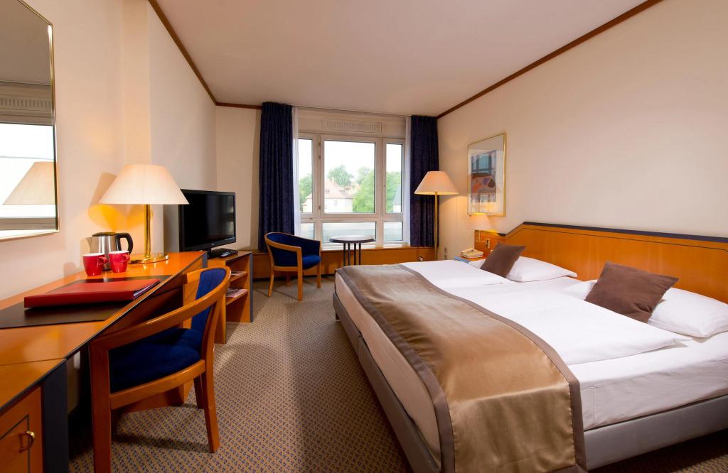 hotel image 9