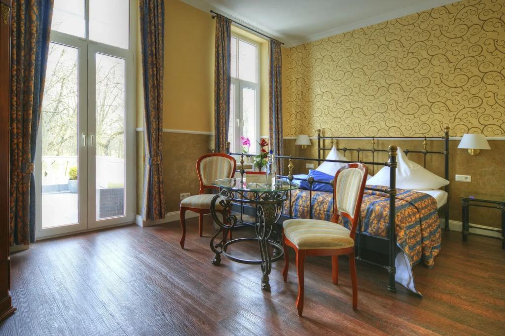 hotel image 13