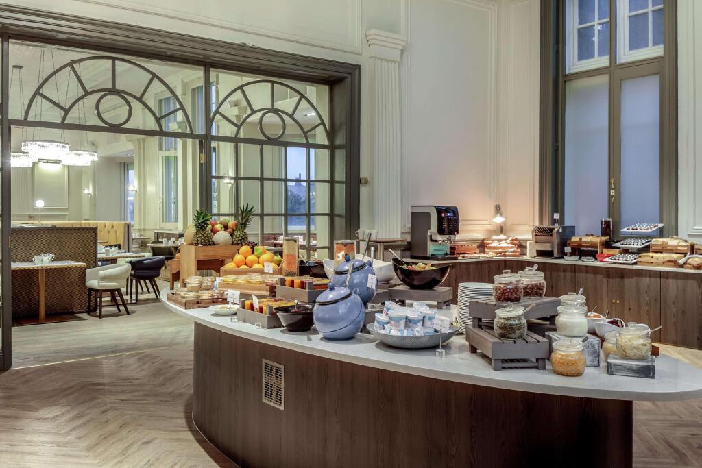 hotel image 11