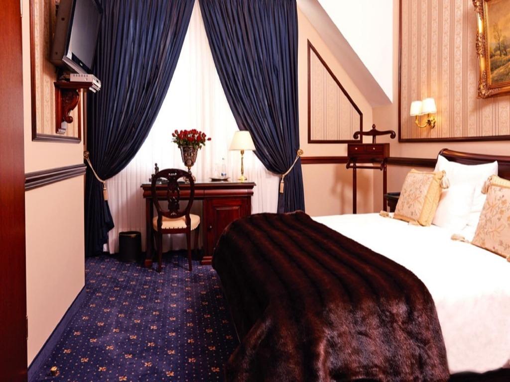 hotel image 8