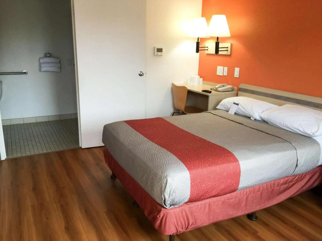 hotel image 16
