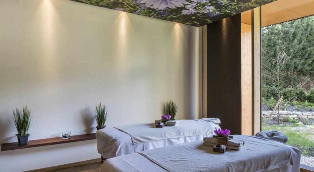 hotel image 39