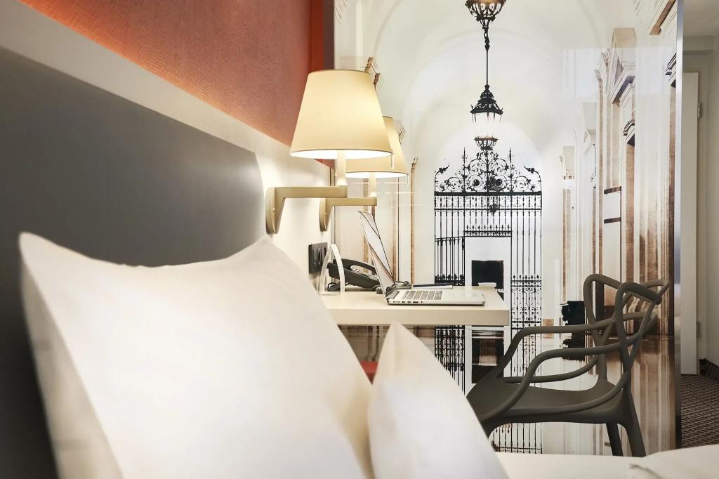 hotel image 8