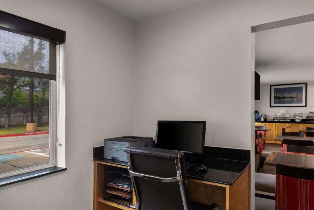 hotel image 9