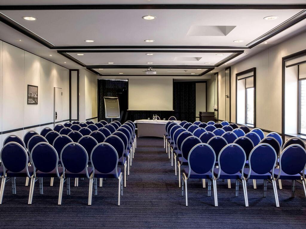 hotel image 13