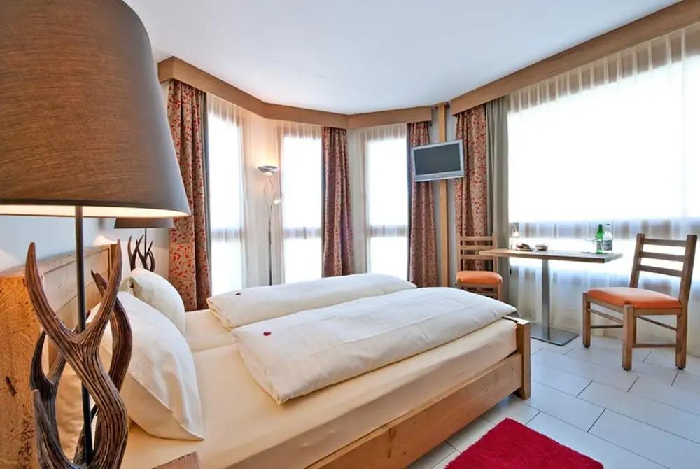 hotel image 13