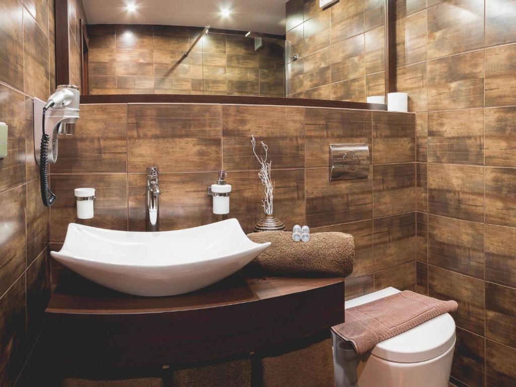 hotel image 9