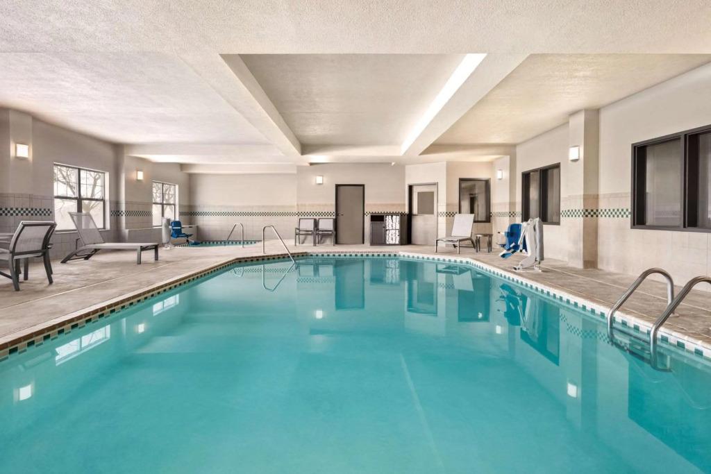 hotel image 10