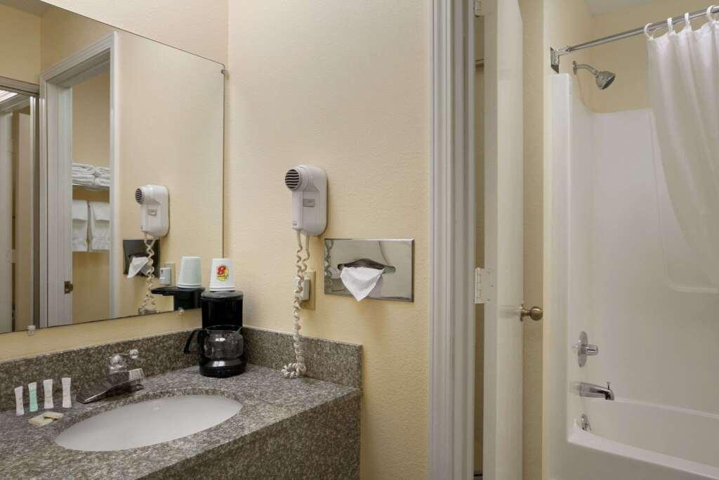 hotel image 8