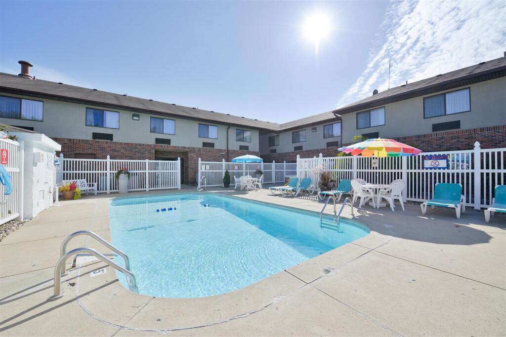 hotel image 13