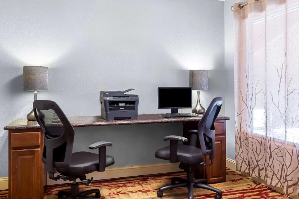 hotel image 10